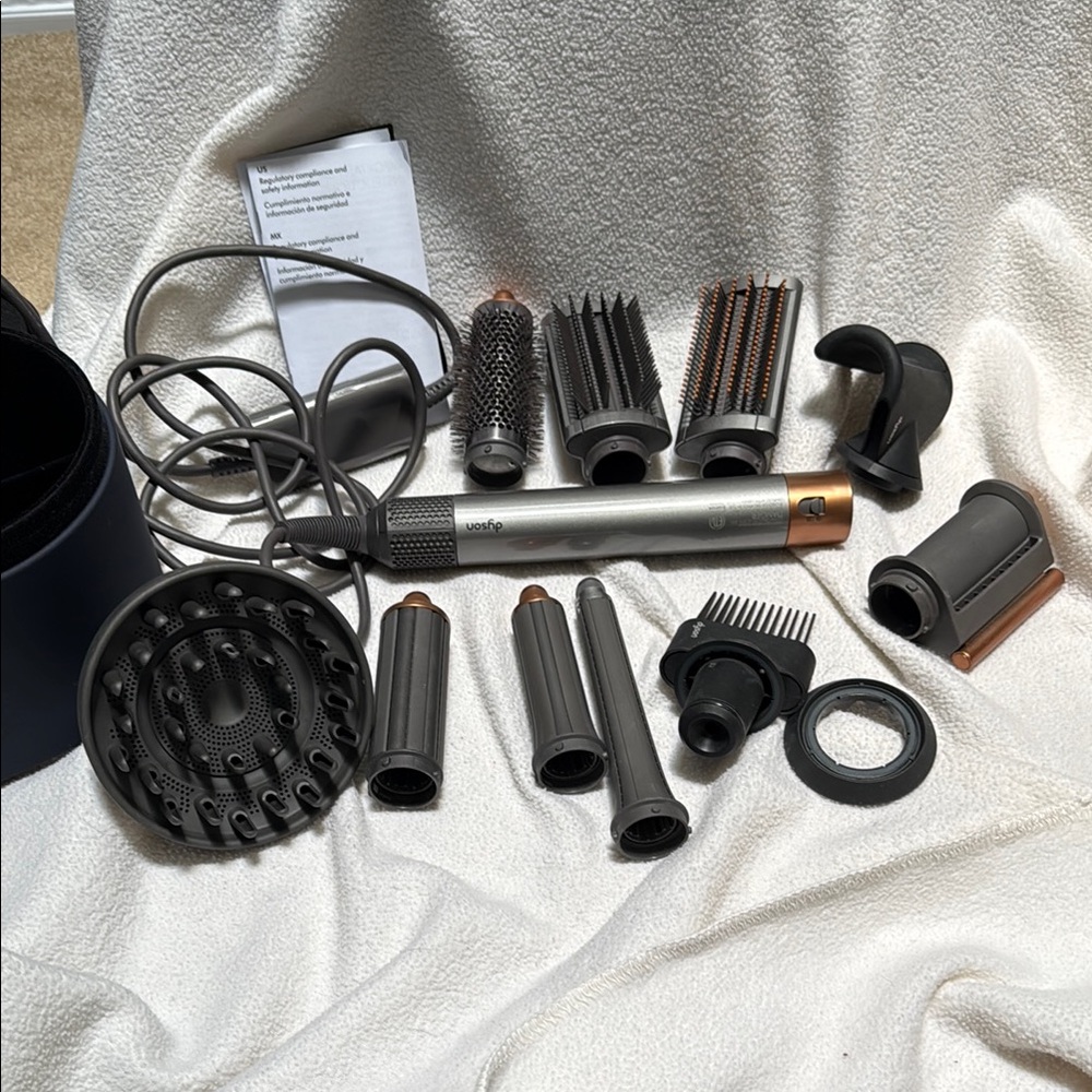 Dyson Hair Styling Set with Attachments